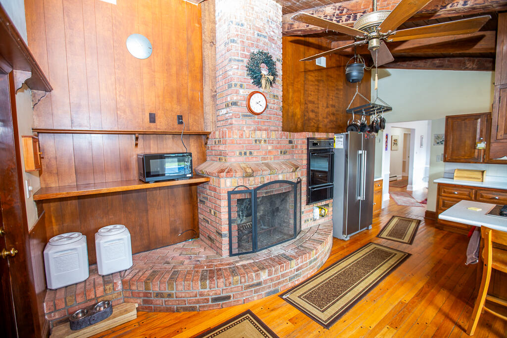 81 Maple Lane, Coldwater, MI, 49036-1112