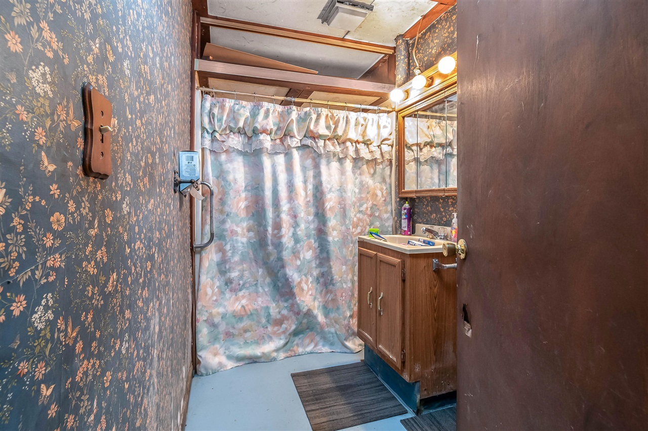 10720 E Bacon Road, Pittsford, MI, 49271-9639