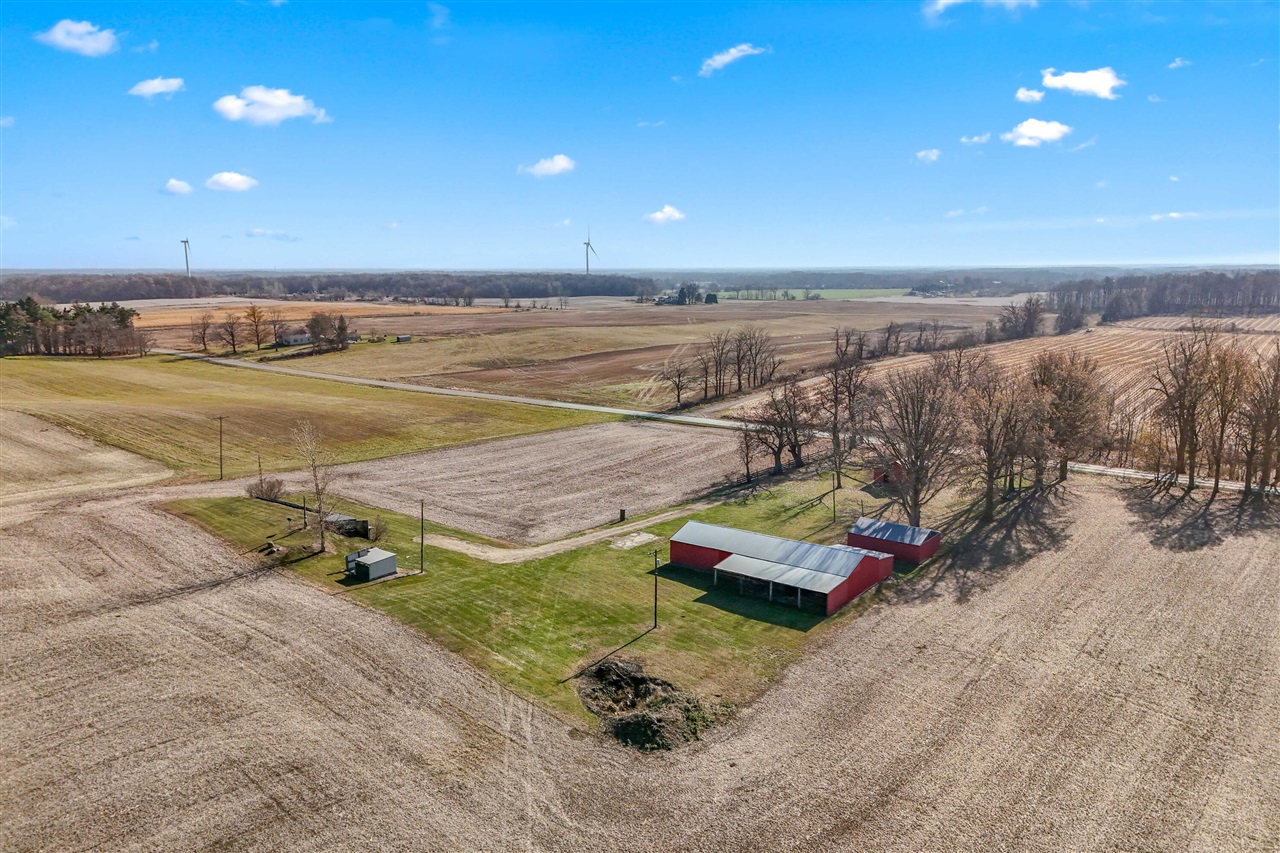 10720 E Bacon Road, Pittsford, MI, 49271-9639