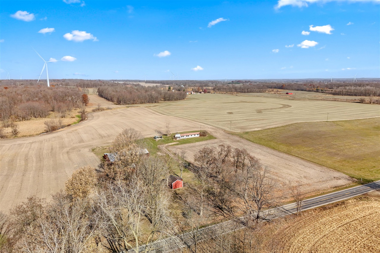 10720 E Bacon Road, Pittsford, MI, 49271-9639