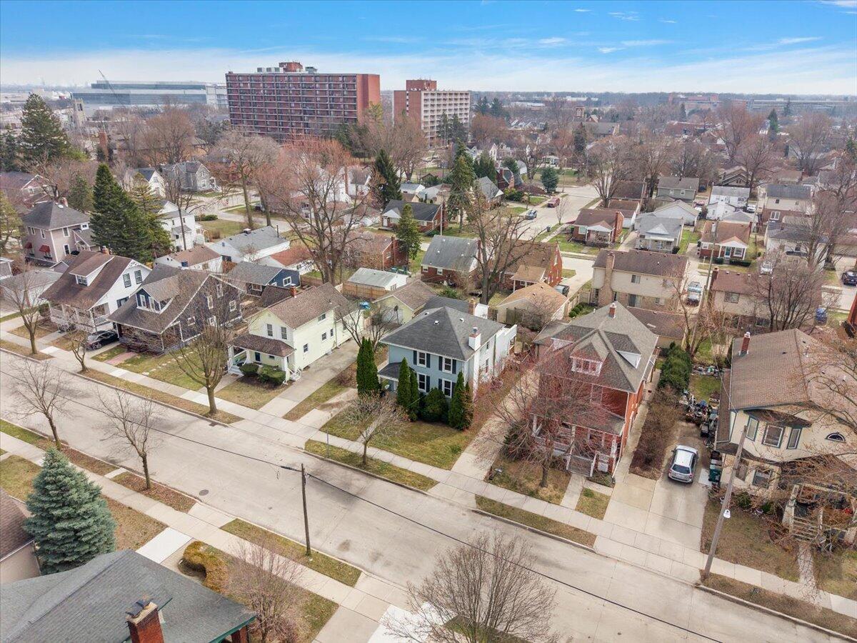 22153 Park Street, Dearborn, MI, 48124-2724