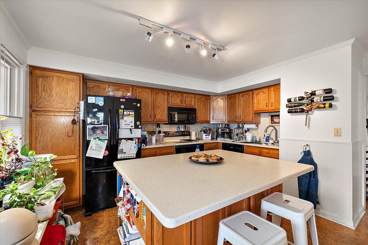 22153 Park Street, Dearborn, MI, 48124-2724