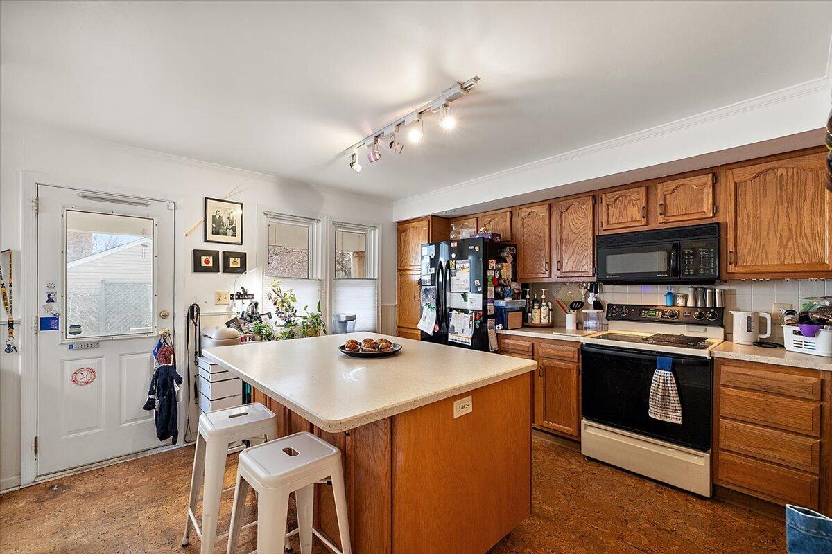 22153 Park Street, Dearborn, MI, 48124-2724