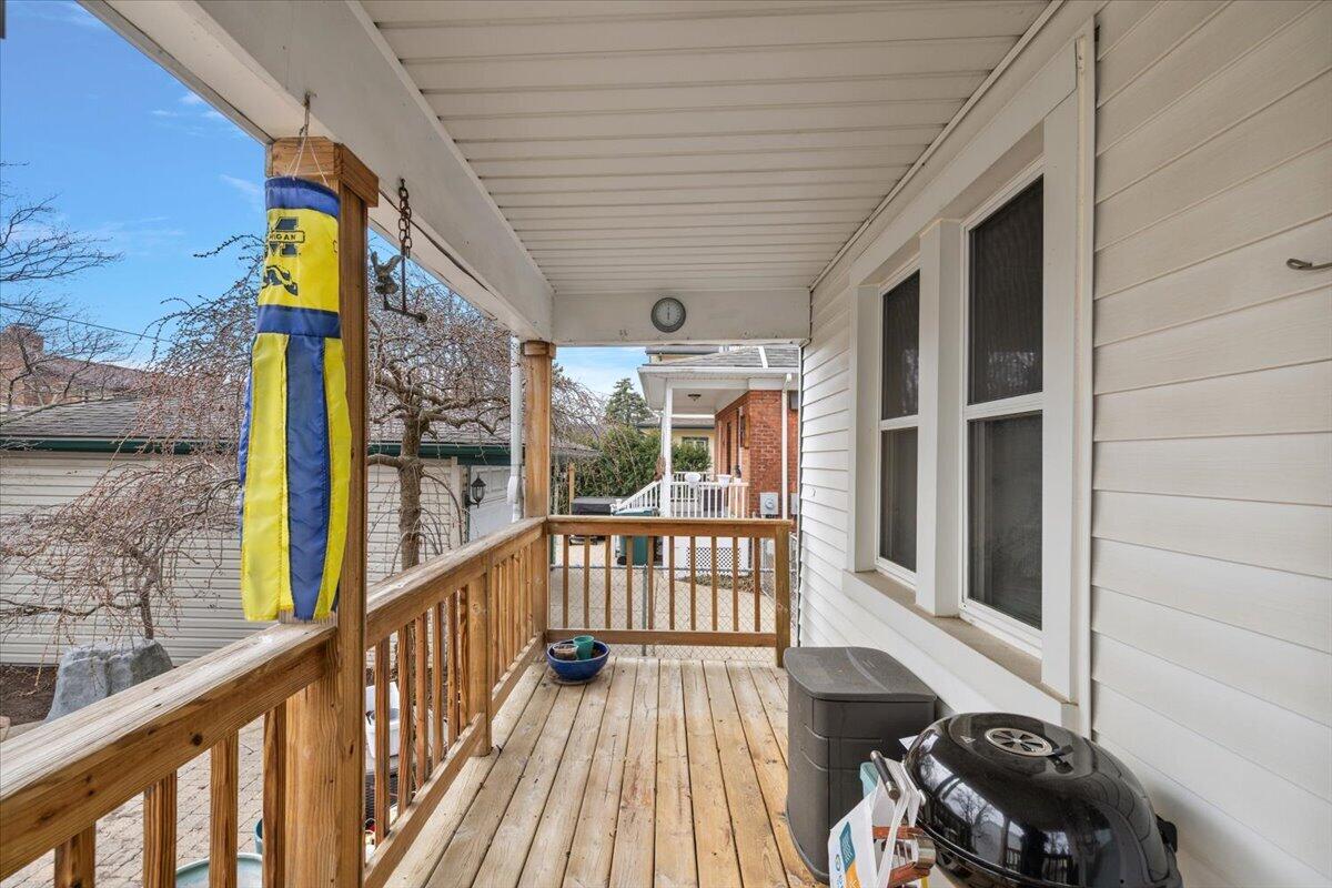 22153 Park Street, Dearborn, MI, 48124-2724