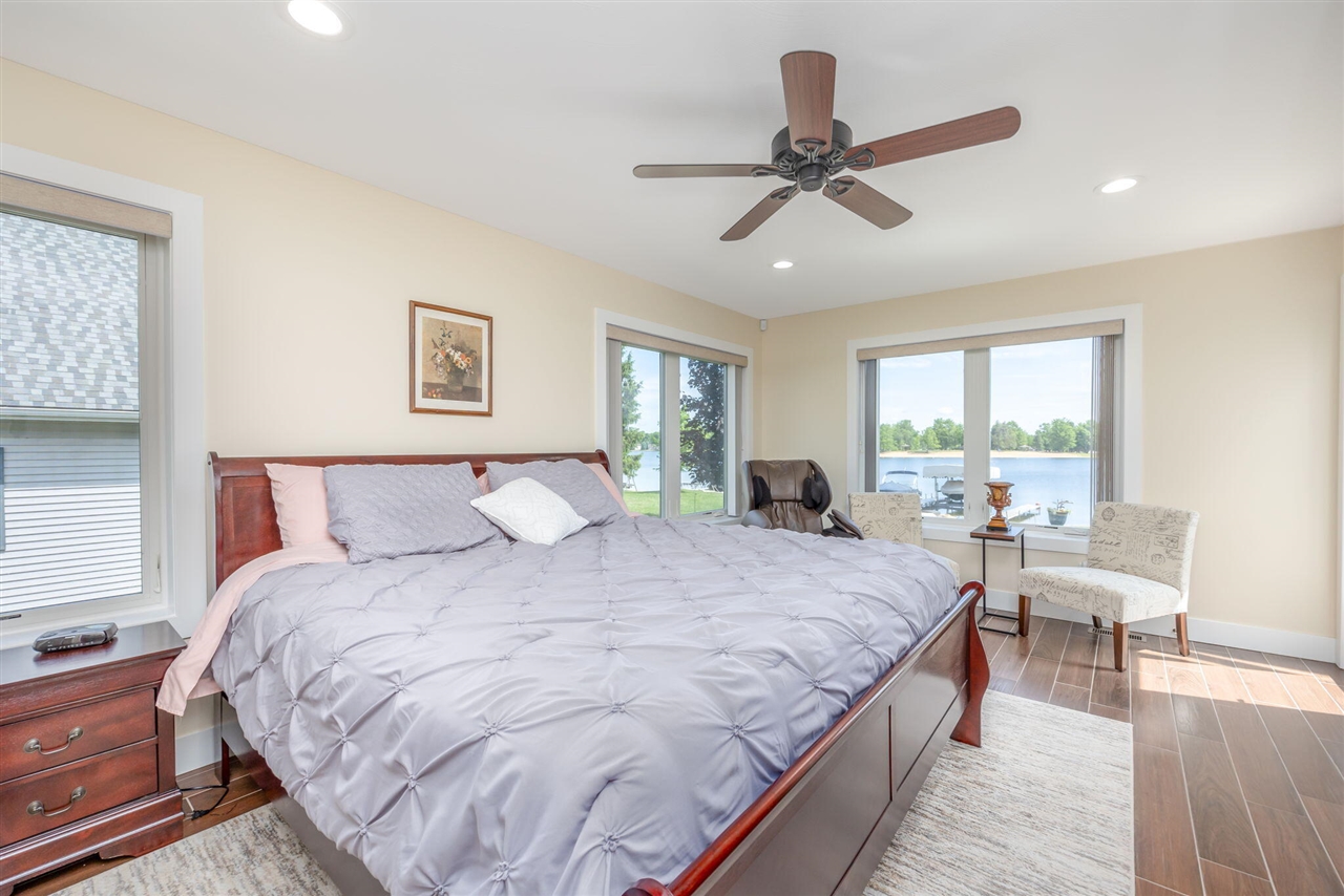 7140 Holiday Drive, Canadian Lakes, MI, 49346-9739