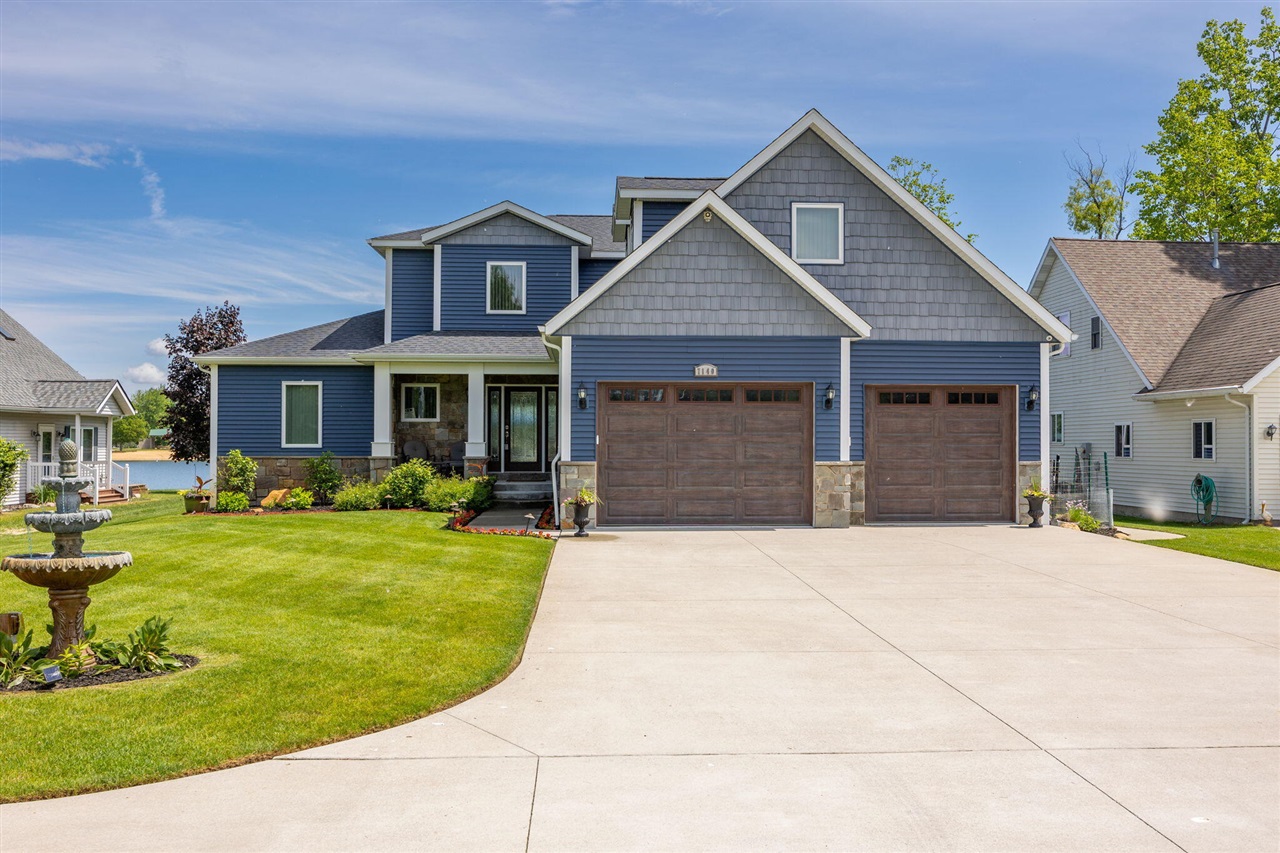 7140 Holiday Drive, Canadian Lakes, MI, 49346-9739