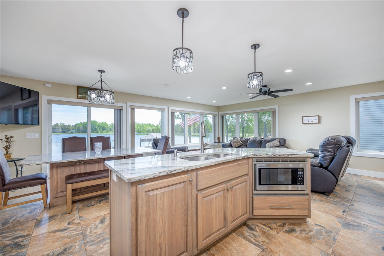 7140 Holiday Drive, Canadian Lakes, MI, 49346-9739