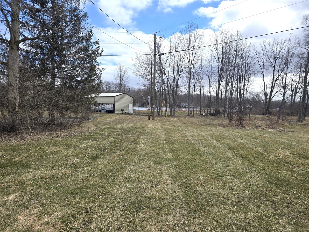 10631 Maple Drive, Riverdale, MI, 48877-8753