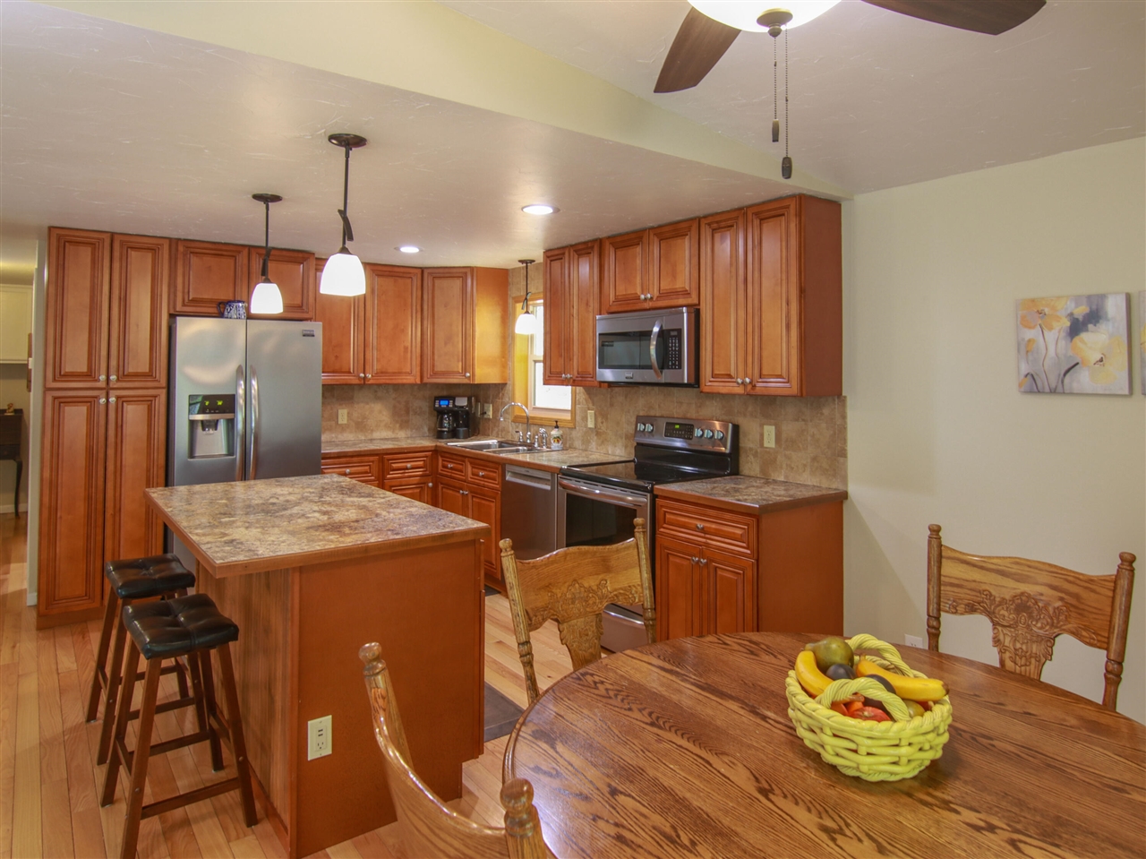 8086 Narrow Gauge Road, Beulah, MI, 49617-9792