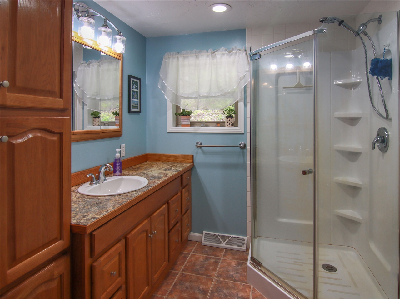 8086 Narrow Gauge Road, Beulah, MI, 49617-9792