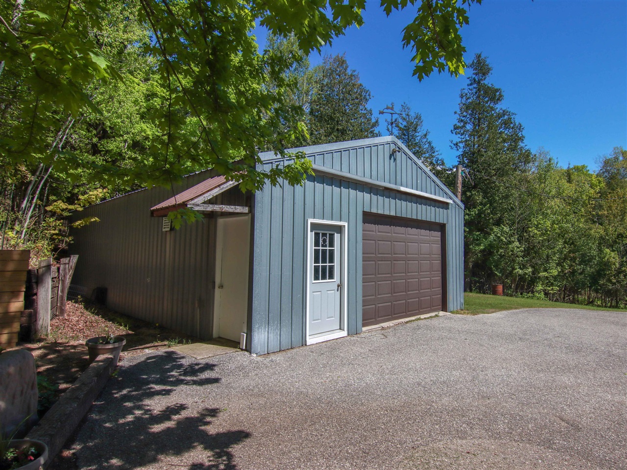 8086 Narrow Gauge Road, Beulah, MI, 49617-9792