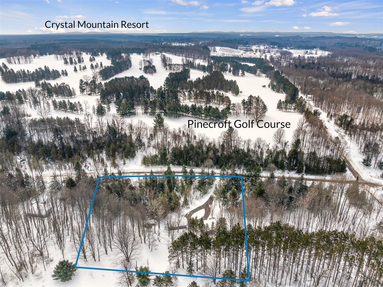 8086 Narrow Gauge Road, Beulah, MI, 49617-9792