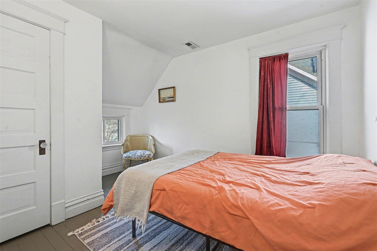 1113 Egleston Avenue, Kalamazoo, MI, 49001-3857