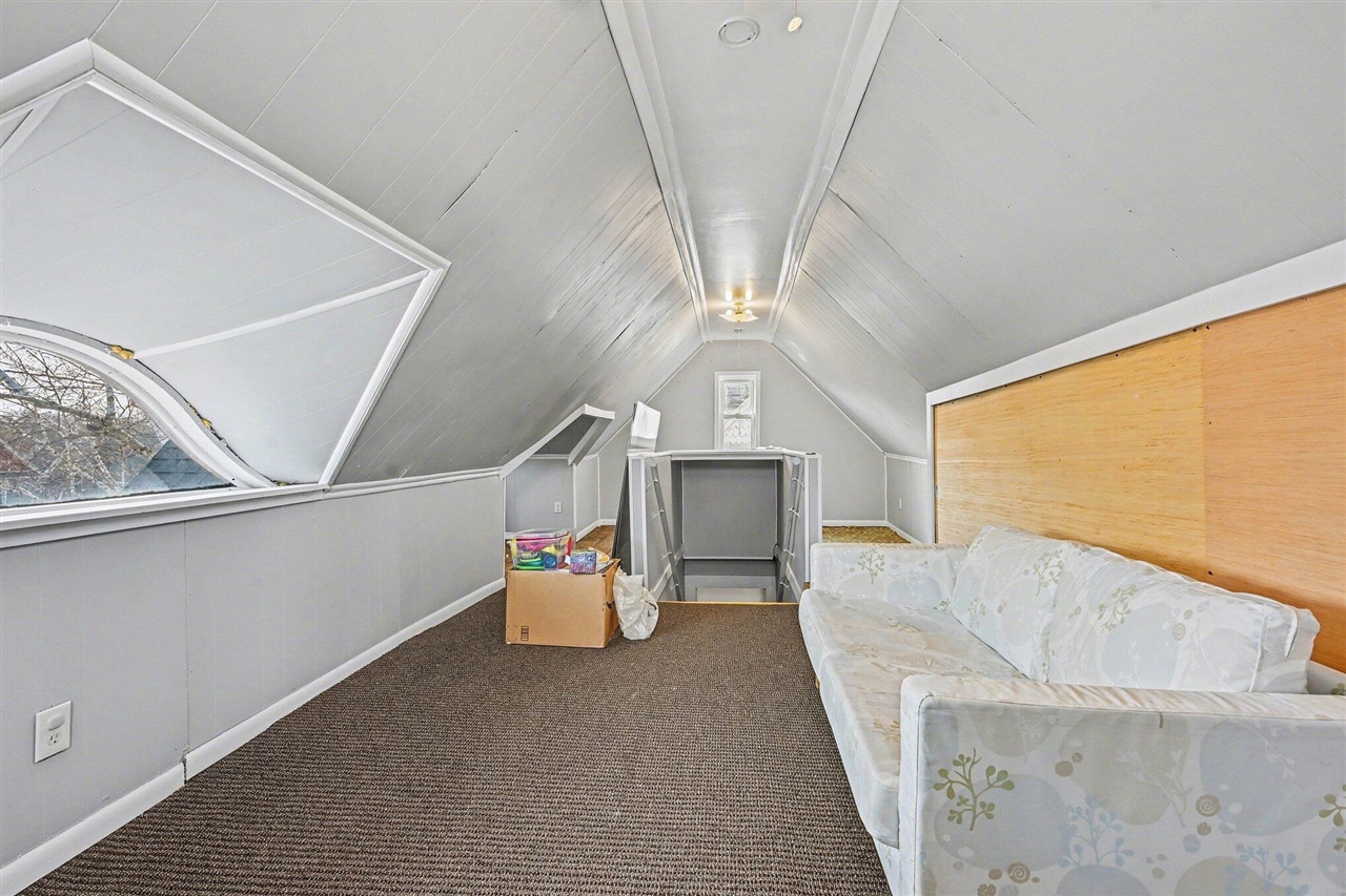 1113 Egleston Avenue, Kalamazoo, MI, 49001-3857