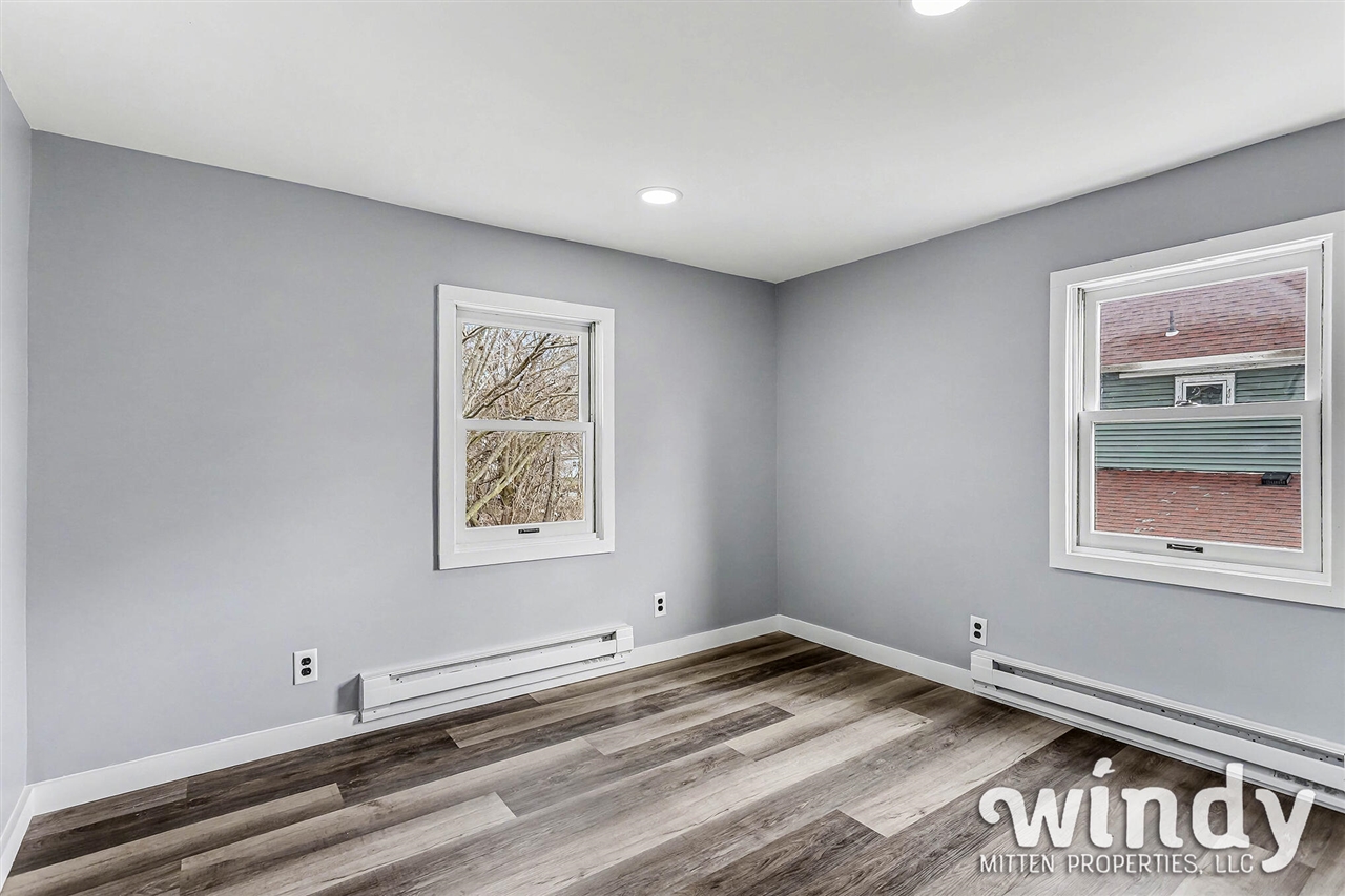 329 Elm Street, Watervliet, MI, 49098-5107