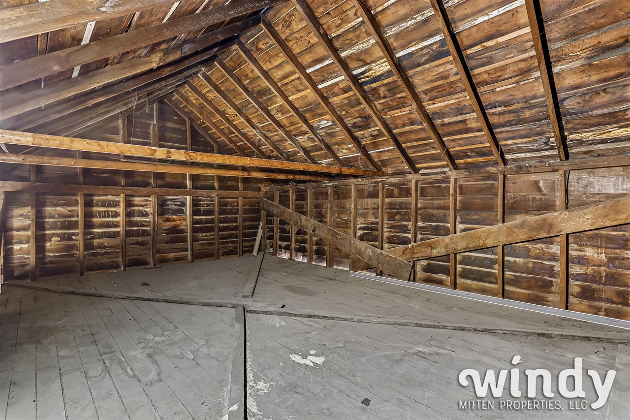 329 Elm Street, Watervliet, MI, 49098-5107