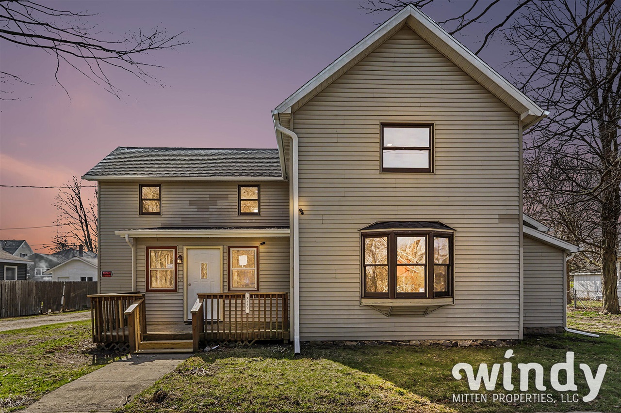 329 Elm Street, Watervliet, MI, 49098-5107