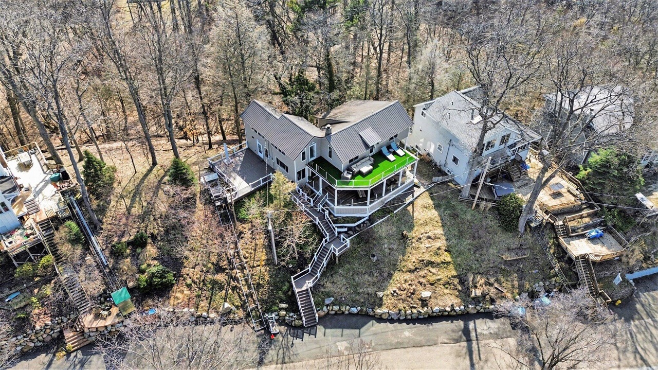 26 Edwards Avenue, Grand Haven, MI, 49417-1734