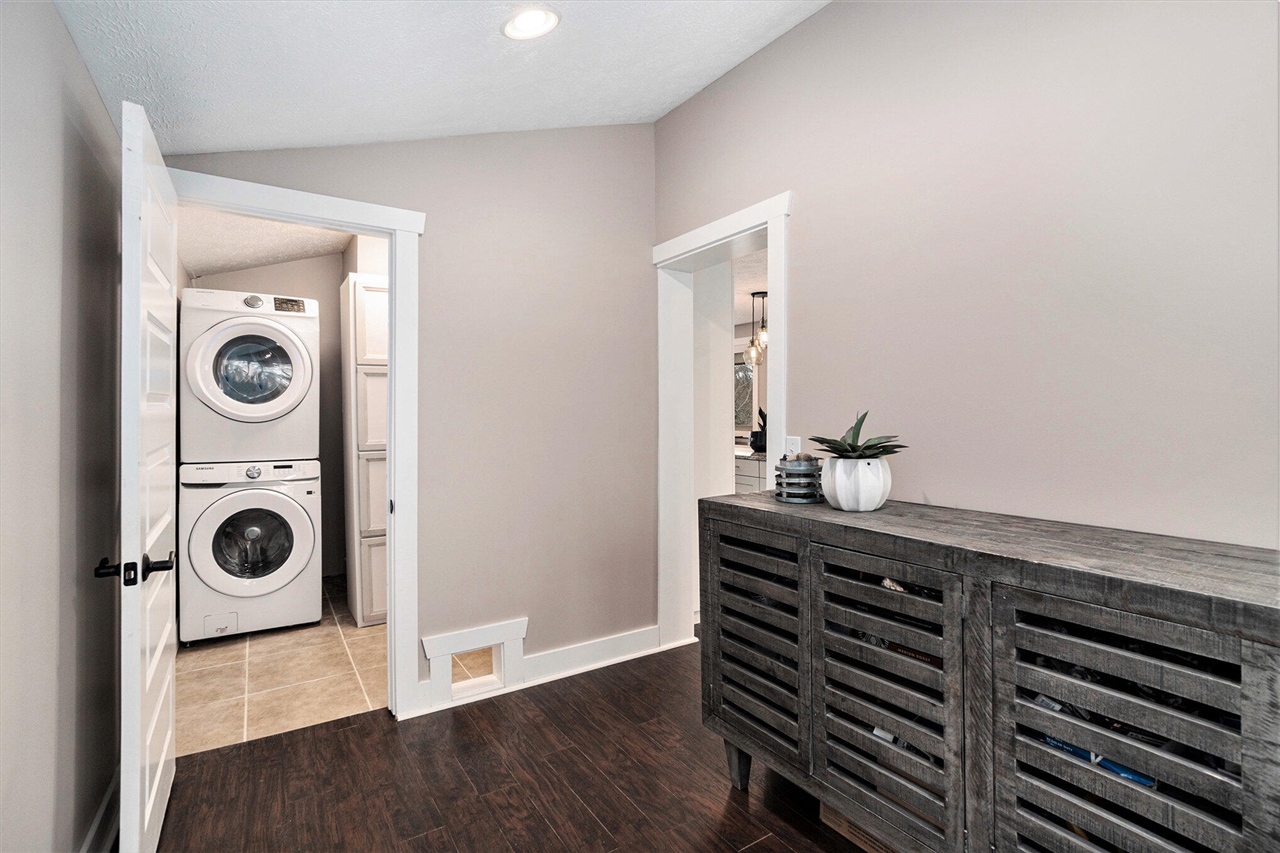 26 Edwards Avenue, Grand Haven, MI, 49417-1734