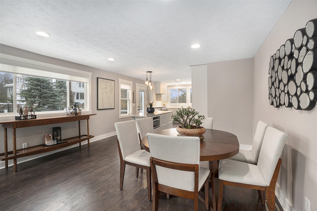 26 Edwards Avenue, Grand Haven, MI, 49417-1734