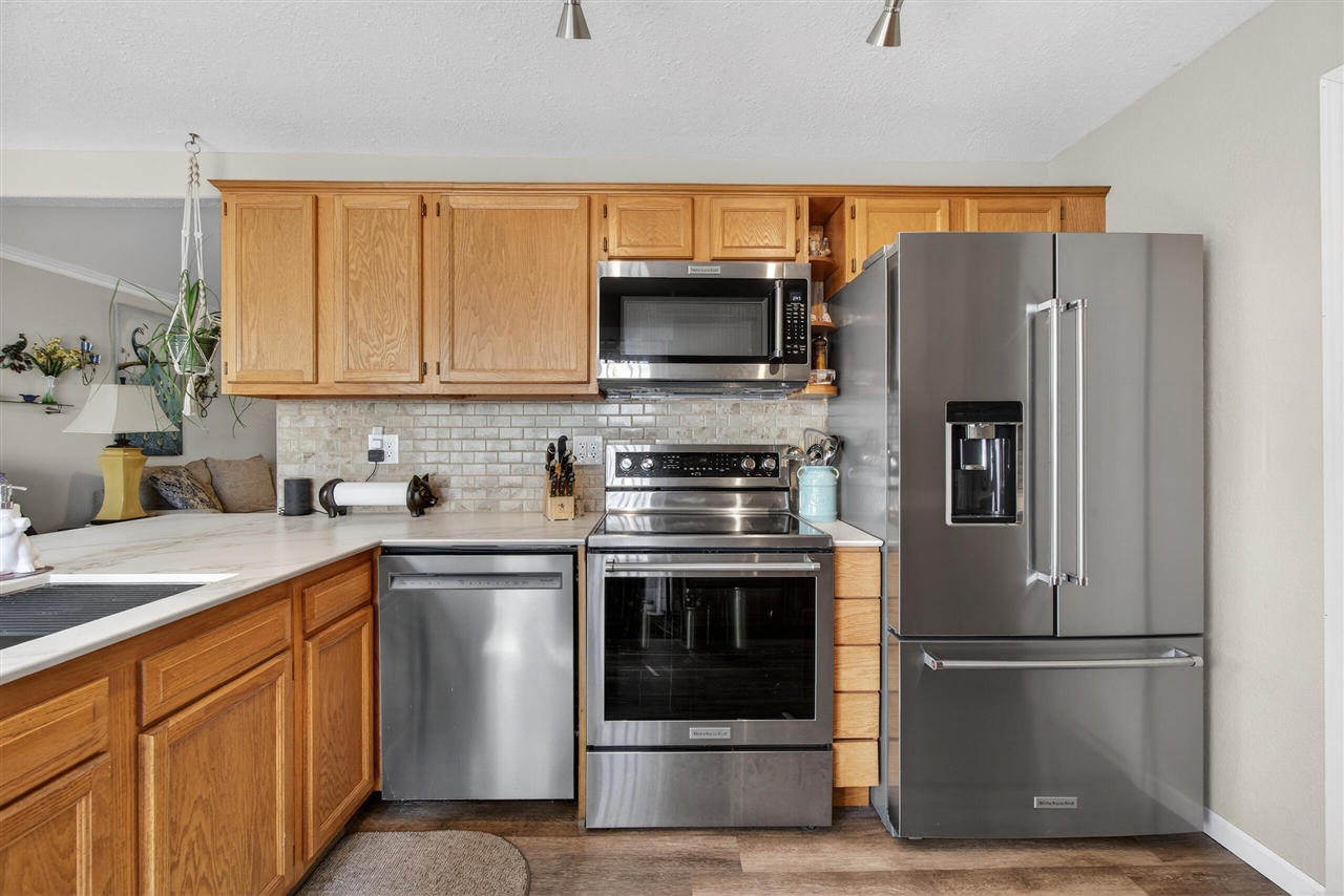 107 Studer Drive, Grass Lake, MI, 49240