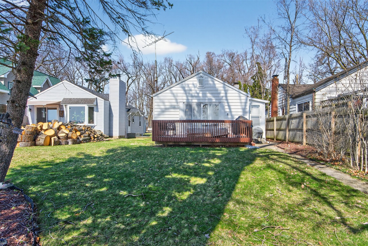 107 Studer Drive, Grass Lake, MI, 49240