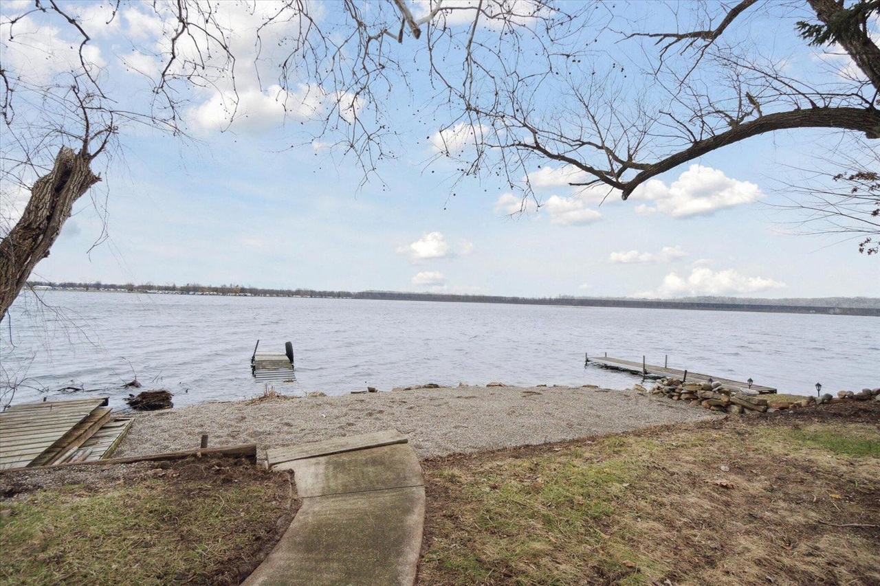 107 Studer Drive, Grass Lake, MI, 49240