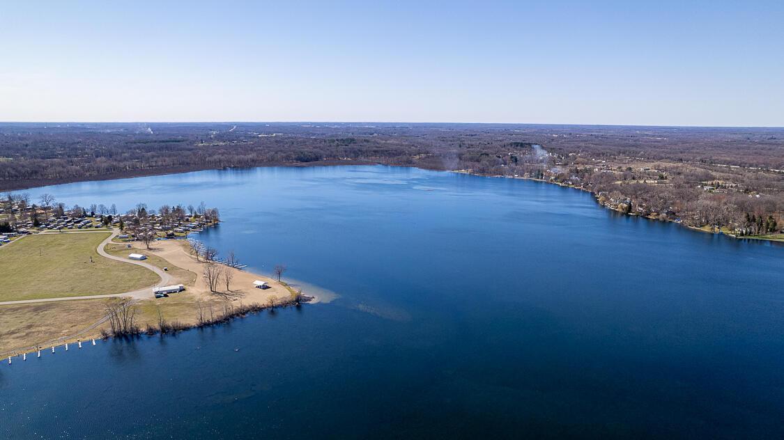 107 Studer Drive, Grass Lake, MI, 49240