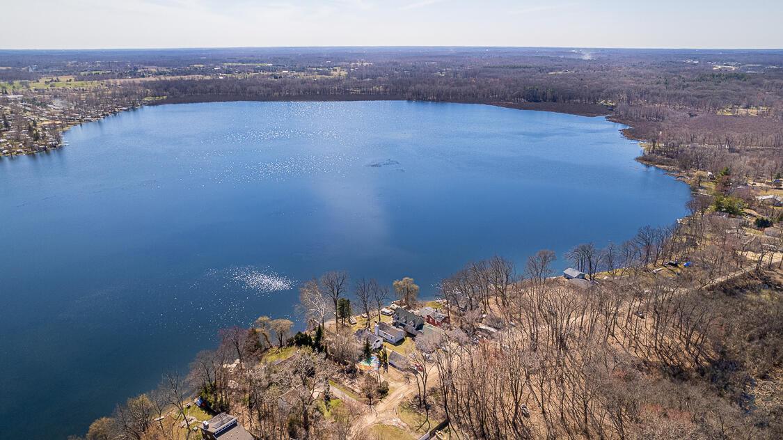 107 Studer Drive, Grass Lake, MI, 49240