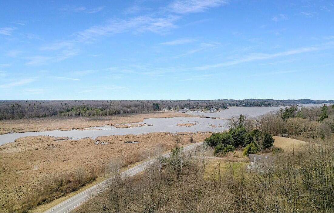 4832 W Monroe Road, Pentwater, MI, 49449-8910