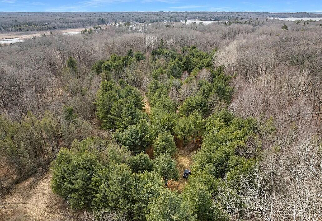 4832 W Monroe Road, Pentwater, MI, 49449-8910