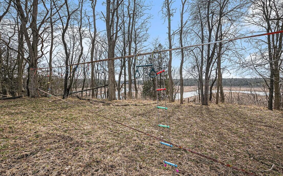 4832 W Monroe Road, Pentwater, MI, 49449-8910