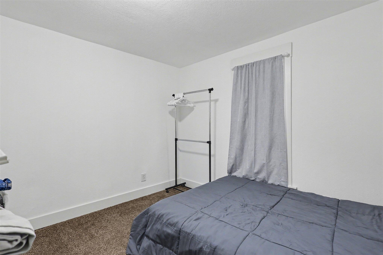 239 E Isabella Avenue, Muskegon, MI, 49442-3524