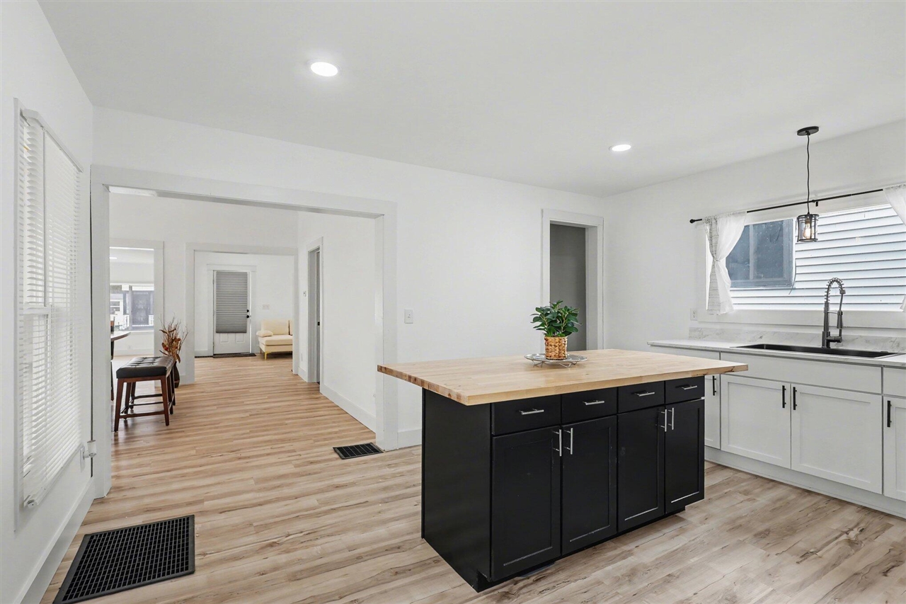 239 E Isabella Avenue, Muskegon, MI, 49442-3524