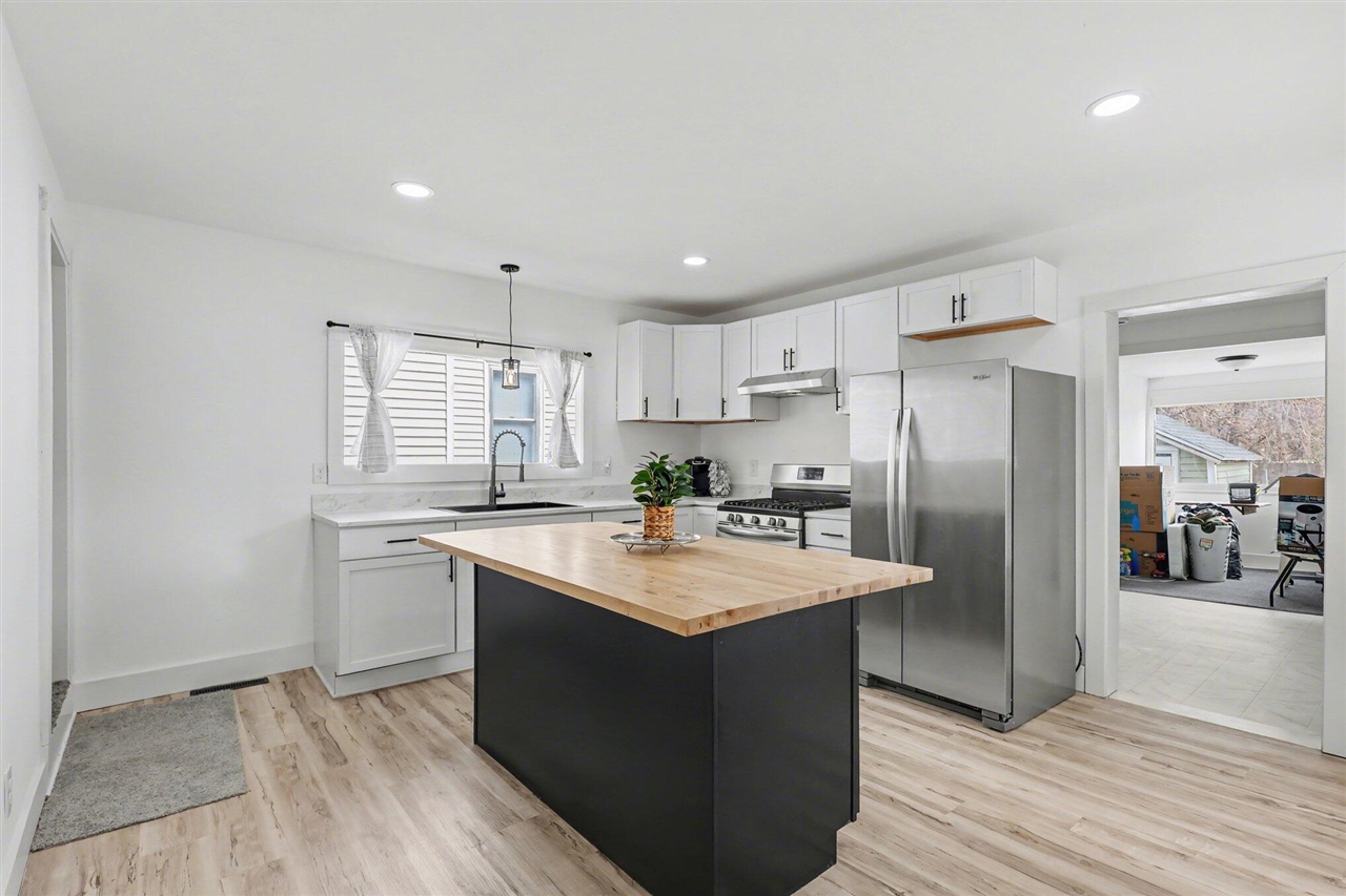 239 E Isabella Avenue, Muskegon, MI, 49442-3524