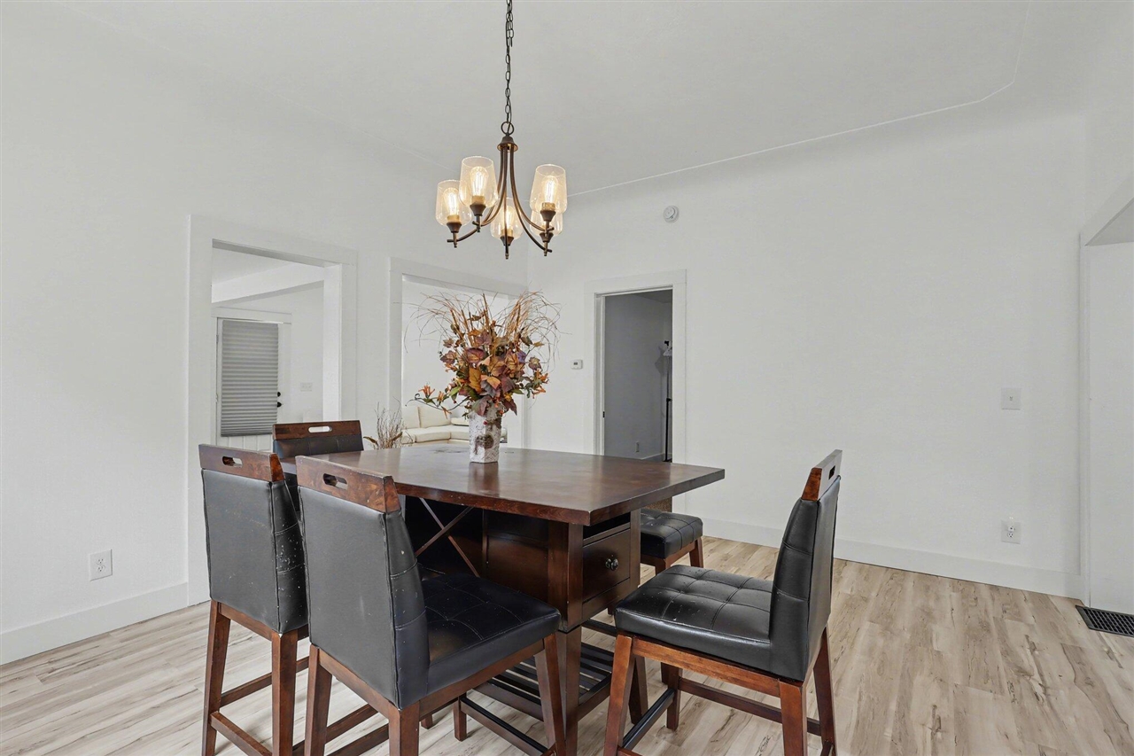 239 E Isabella Avenue, Muskegon, MI, 49442-3524