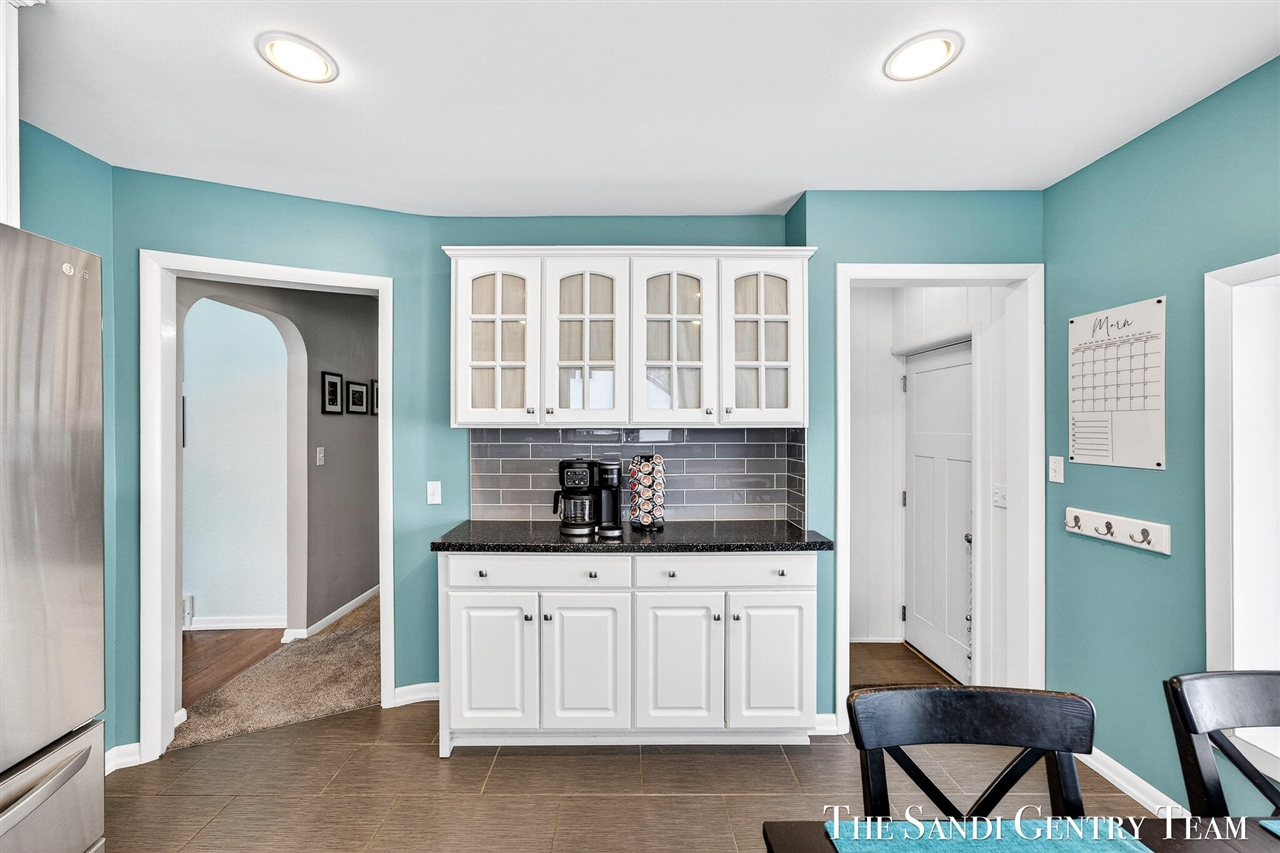 16759 152nd Avenue, Spring Lake, MI, 49456-2108