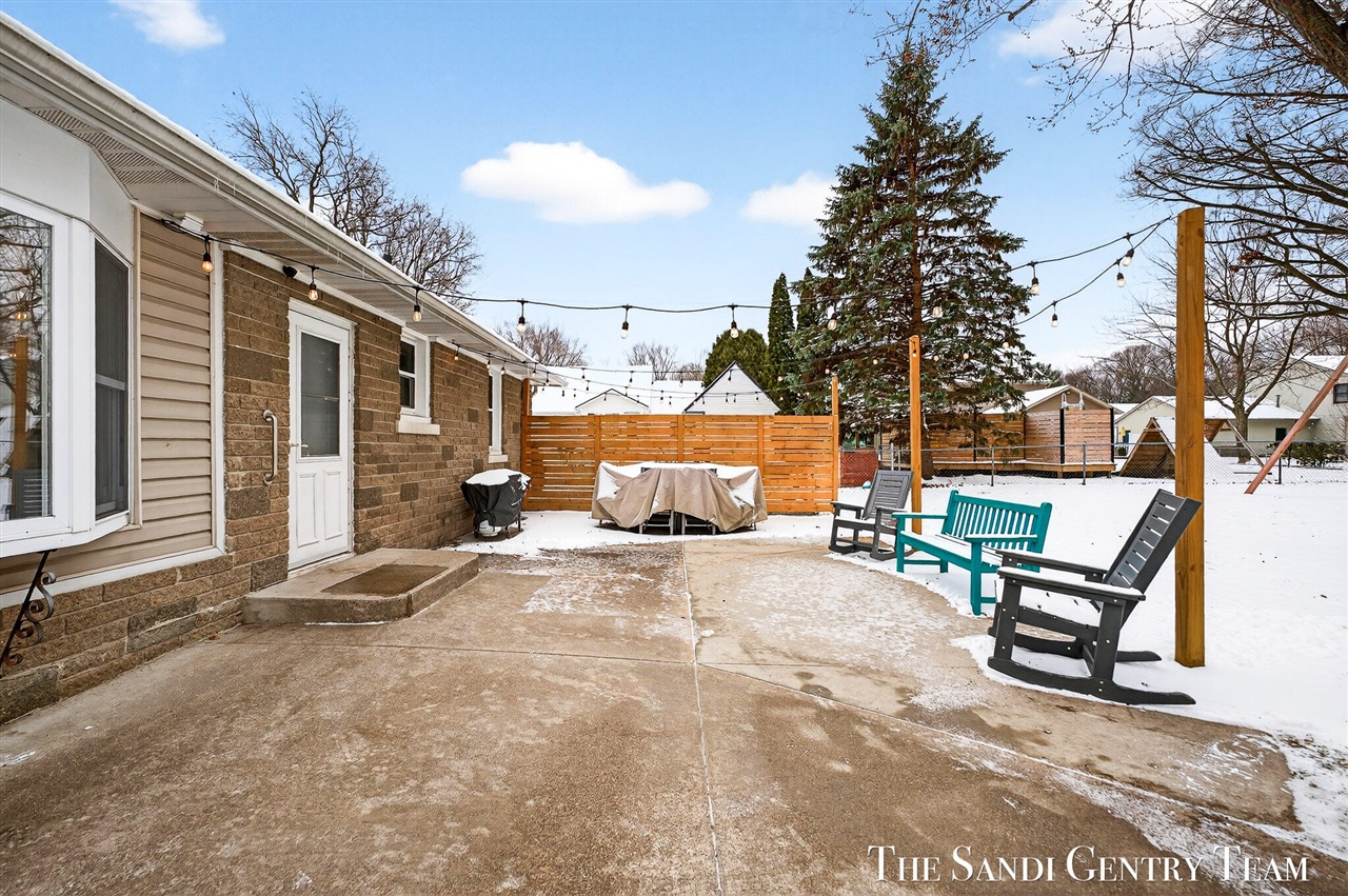 16759 152nd Avenue, Spring Lake, MI, 49456-2108