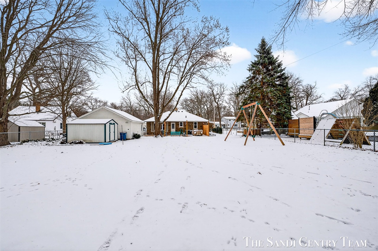 16759 152nd Avenue, Spring Lake, MI, 49456-2108