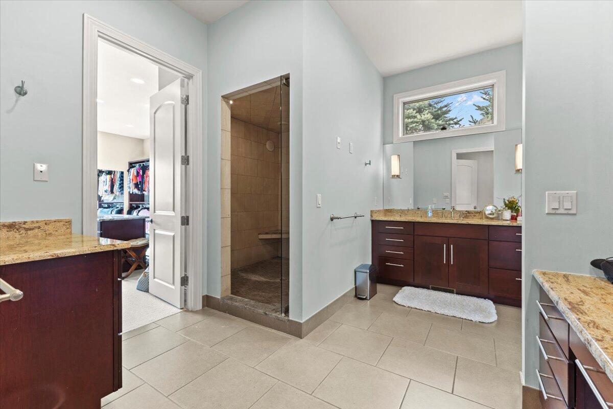 52960 Trailwood Drive, South Lyon, MI, 48178-8303