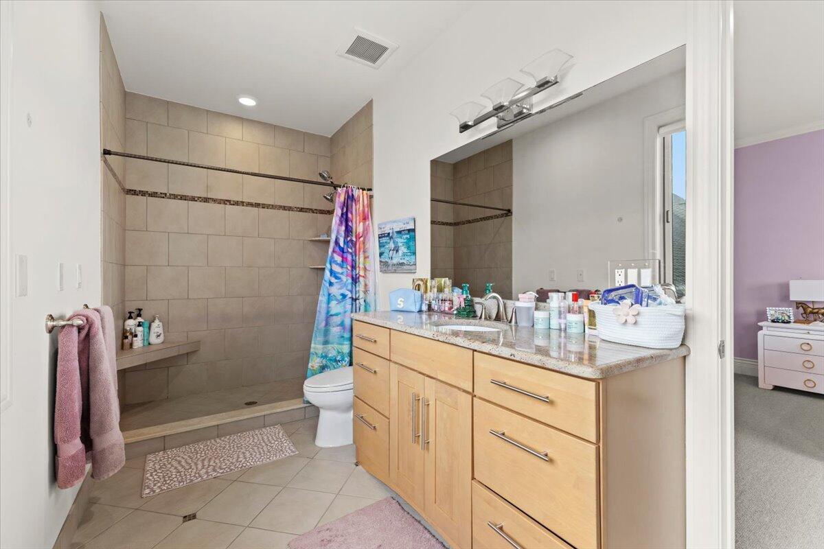 52960 Trailwood Drive, South Lyon, MI, 48178-8303