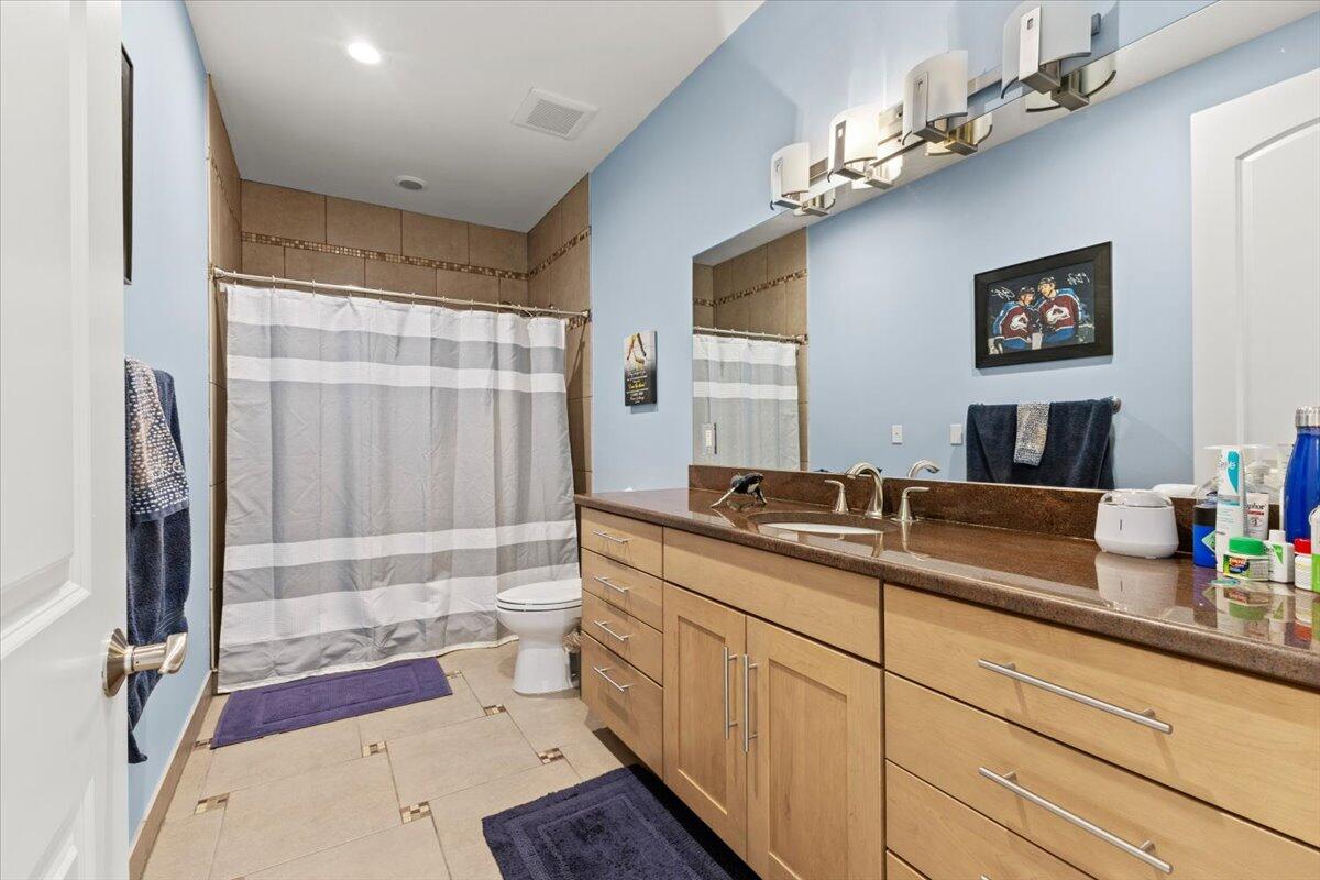 52960 Trailwood Drive, South Lyon, MI, 48178-8303