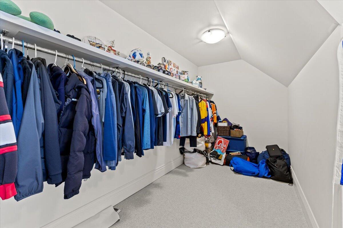 52960 Trailwood Drive, South Lyon, MI, 48178-8303