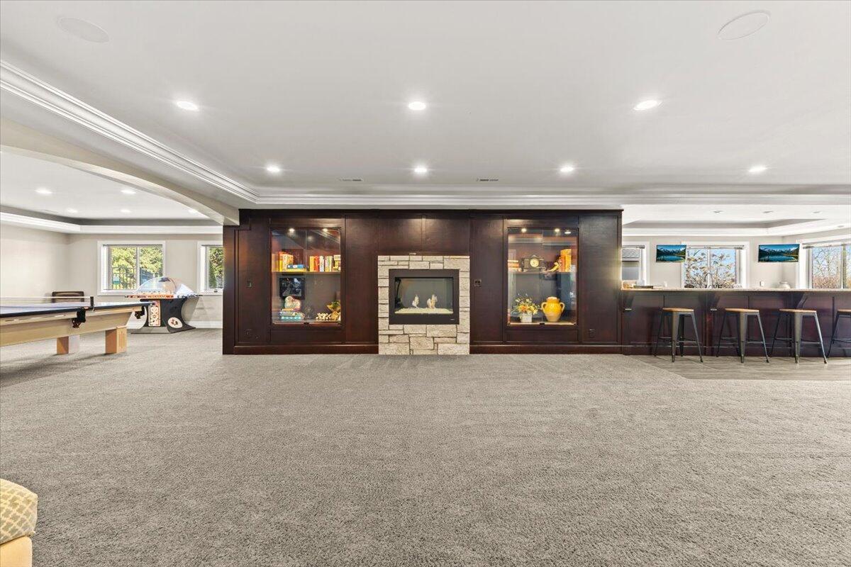 52960 Trailwood Drive, South Lyon, MI, 48178-8303