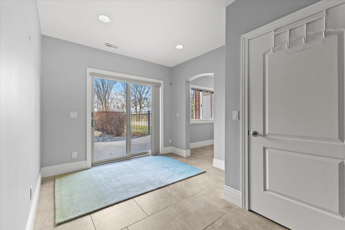 52960 Trailwood Drive, South Lyon, MI, 48178-8303