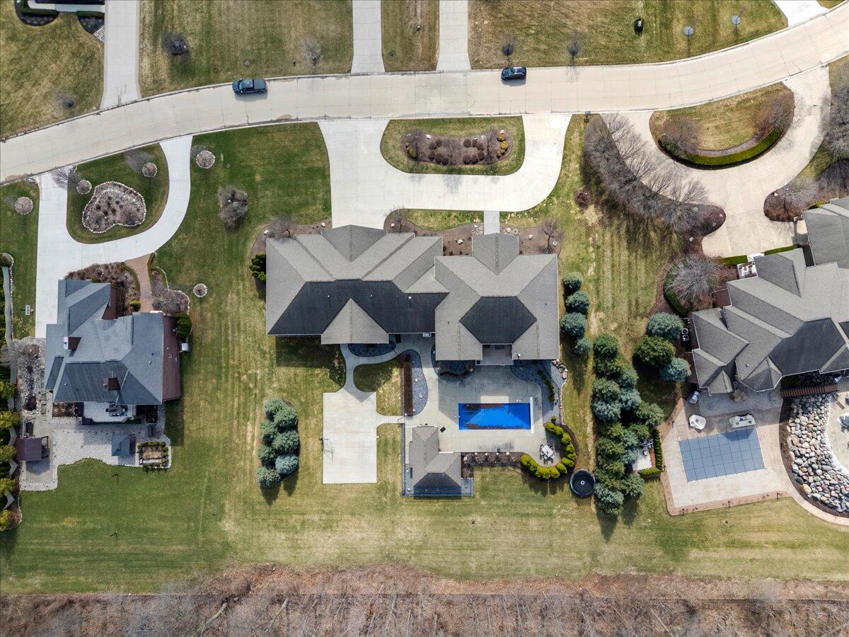 52960 Trailwood Drive, South Lyon, MI, 48178-8303