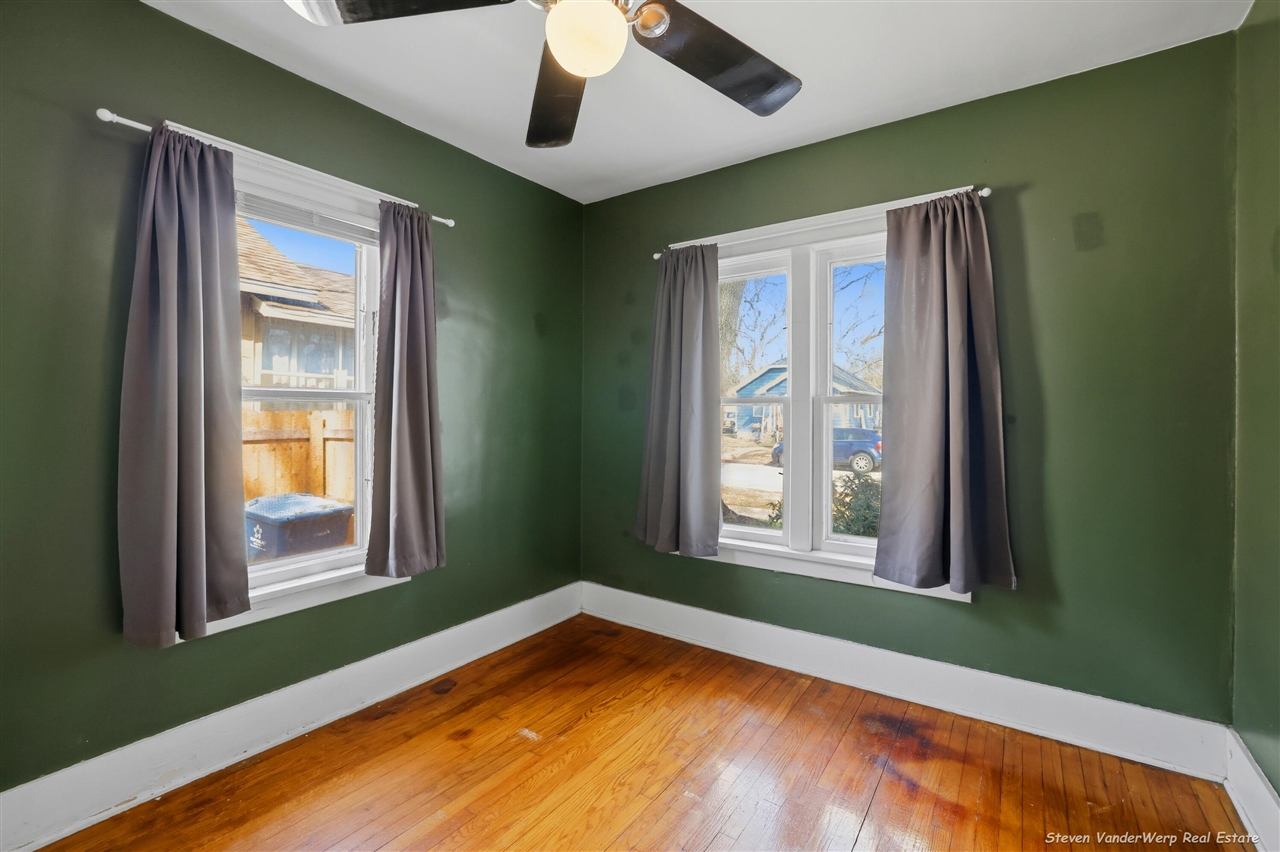 1721 Jarman Street, Muskegon, MI, 49442-5731