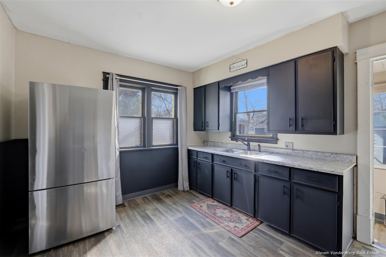 1721 Jarman Street, Muskegon, MI, 49442-5731