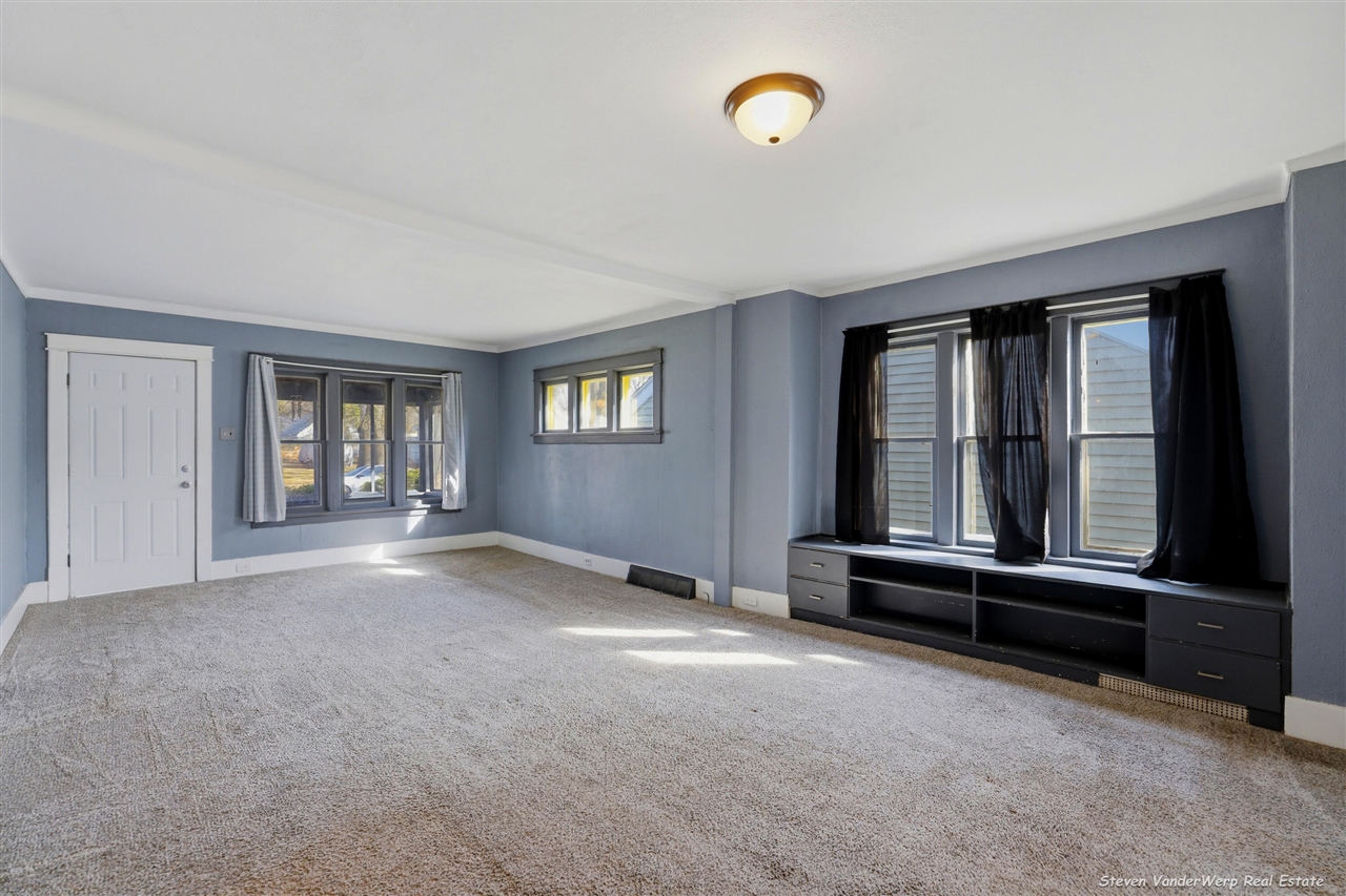 1721 Jarman Street, Muskegon, MI, 49442-5731