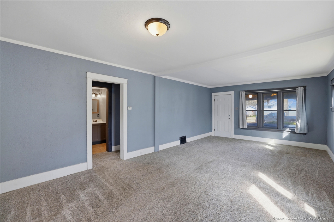 1721 Jarman Street, Muskegon, MI, 49442-5731